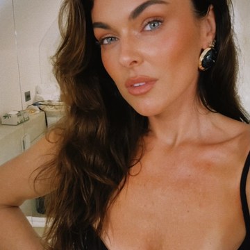 Olivia Wilde - Wallpaper and Event Collection in serinda_swan__13z5jmydl9ef1.jpg - hidden celebrity photo